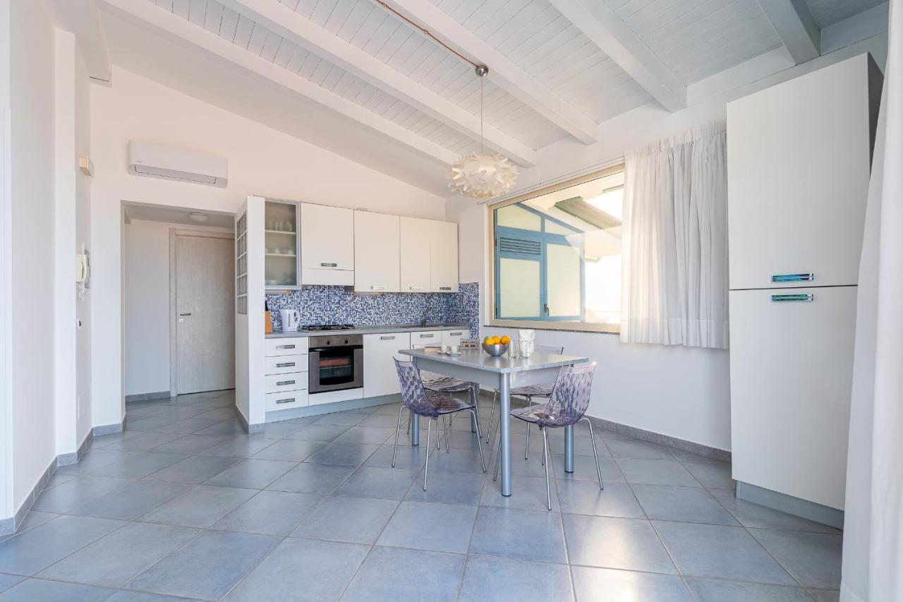 Terraces D'Orlando - Family Apartments With Sea View And Pool Капо-д'Орландо Екстер'єр фото