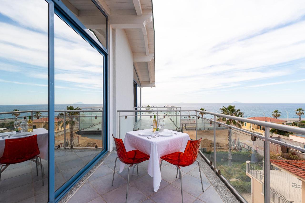 Terraces D'Orlando - Family Apartments With Sea View And Pool Капо-д'Орландо Екстер'єр фото
