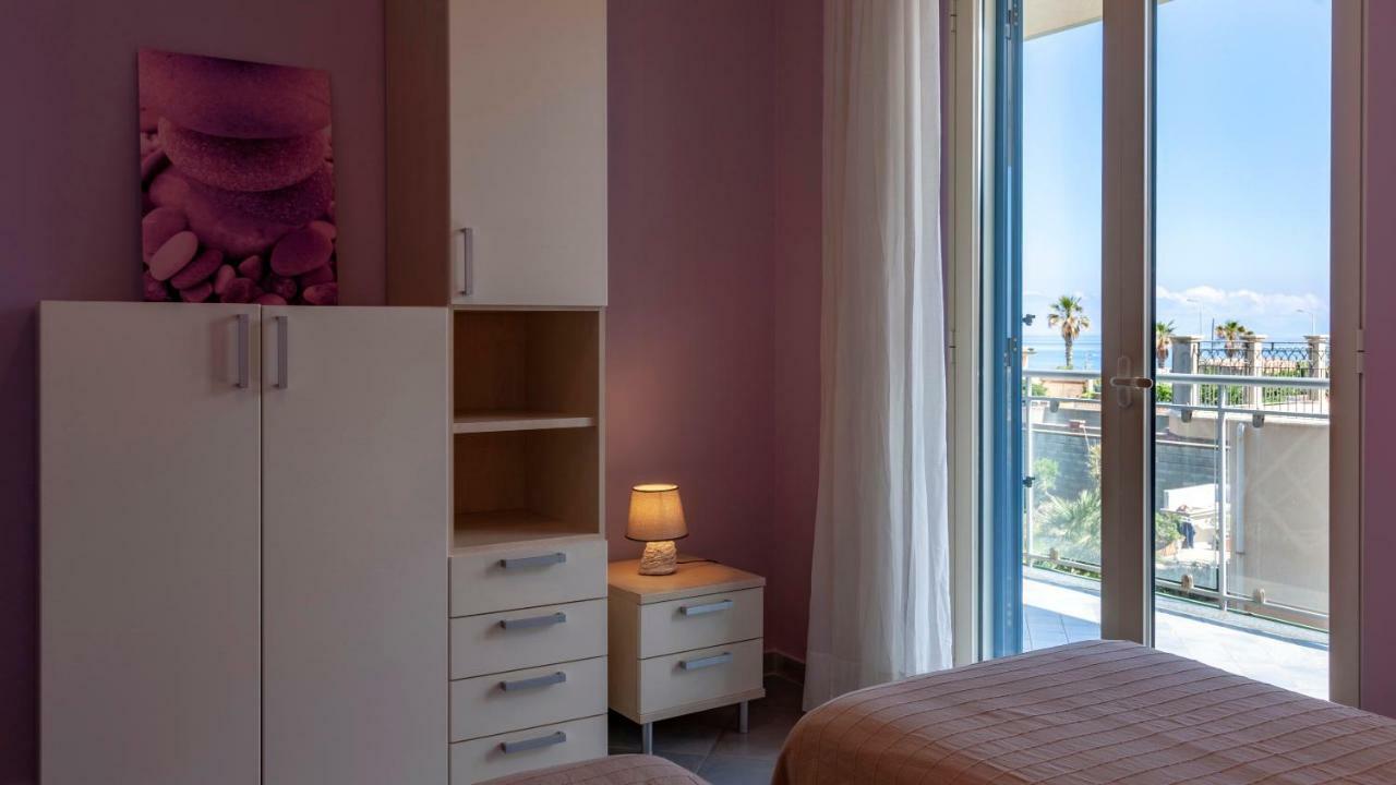 Terraces D'Orlando - Family Apartments With Sea View And Pool Капо-д'Орландо Екстер'єр фото